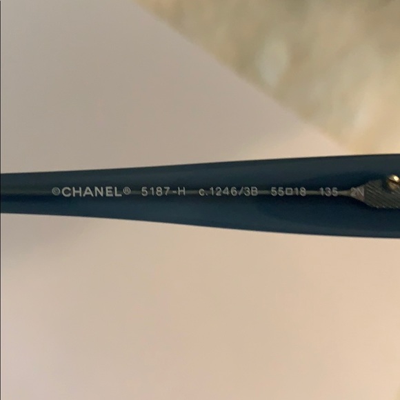 Chanel sunglasses - Picture 3 of 7